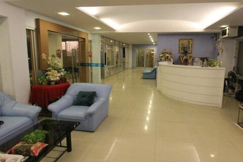 더 스카이 콘도