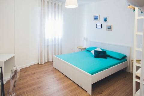 몬델로 비치 룸즈