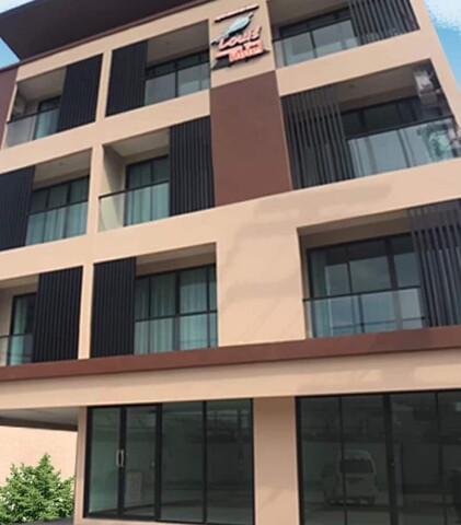 루이스 런웨이 뷰 호텔