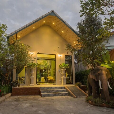 스리 응아창 하우스