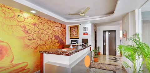 알엔비 시티 센터