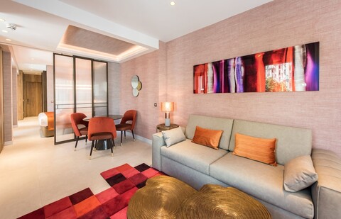 더 가든 스위트