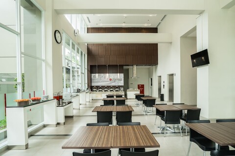 아마리스 호텔 파루딘 - 따나 아방