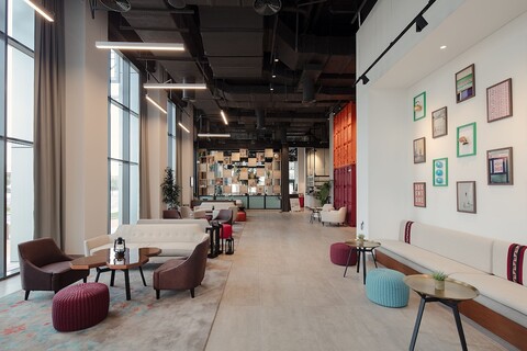 로브 버 두바이 헬스케어 시티