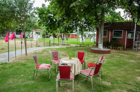 더 팀버 가든 어드벤처 클럽