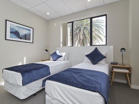 쓰리 팜스 로지