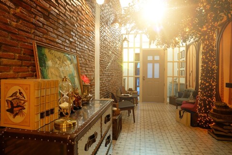 하이드 앤드 시크 부티크 홈텔