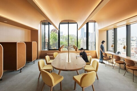 나인 아워스 여성 전용 신주쿠