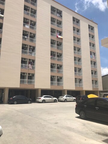 논리버 플레이스