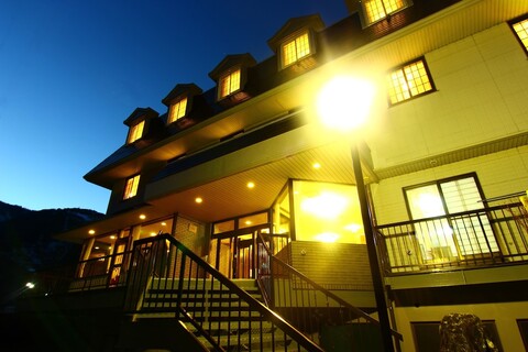 유토피아 나에바