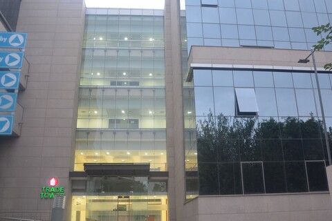 트리니티 코퍼레이트 스위츠