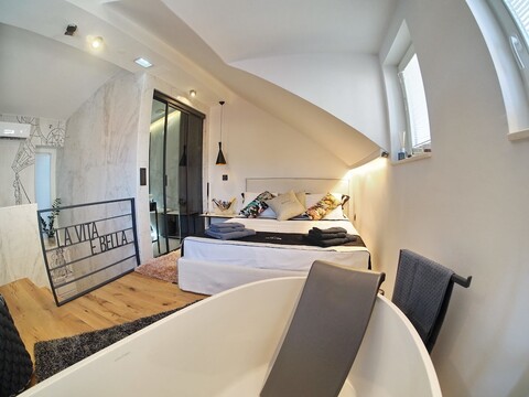 라 비타 에 벨라 II