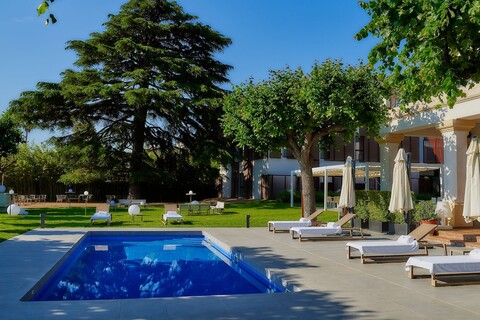 호텔 아헤이 아레이야