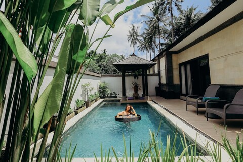 풀문 빌라 우붓