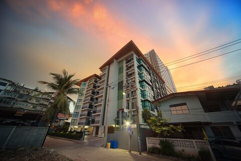 더 픽셀 플레이시즈