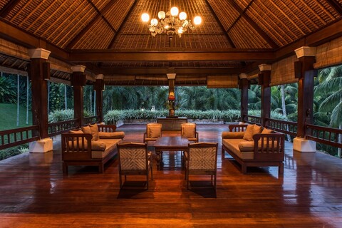 더 발리 푸르나티 센터 포 더 아츠