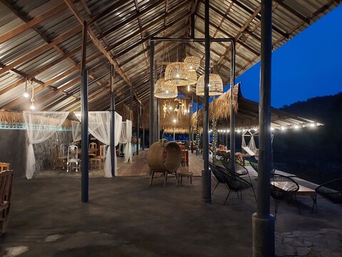 클리프 코티지 리조트