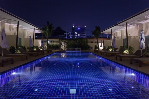 차롱 프린세스 풀 빌라 리조트