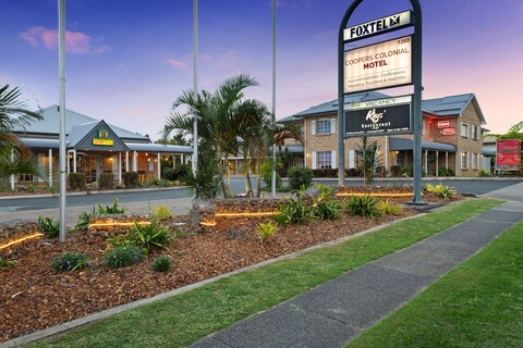 쿠퍼스 콜로니얼 모텔