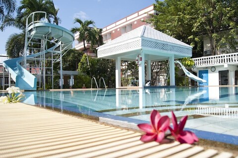 굿 하우스 아파트먼트