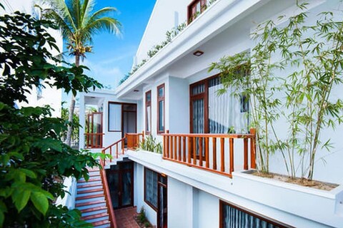 리버사이드 플럼 가든 홈스테이