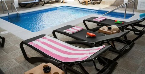 오스탈 부티크 바하마르