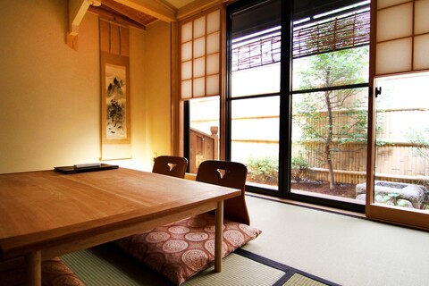 호엔 쿠레나이 안