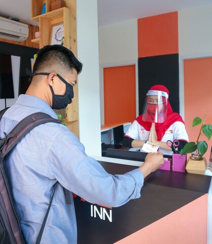프론트 원 버짓 문틸란