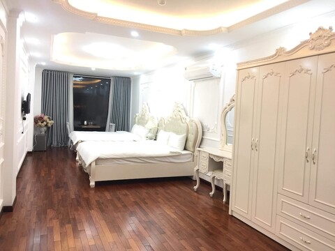 노이 바이 빌 에어포트 호텔