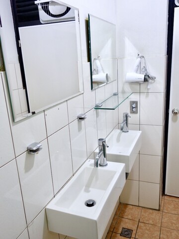 올드맨캡틴 호스텔