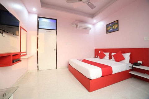 OYO  24220 호텔 자이 암베이 인터내셔널