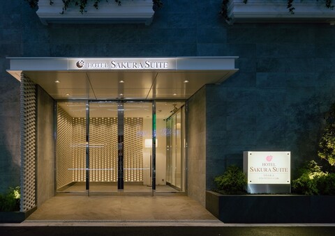 호텔 사쿠라 스위트 오사카
