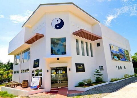 푸라 비다 비치 & 다이브 리조트