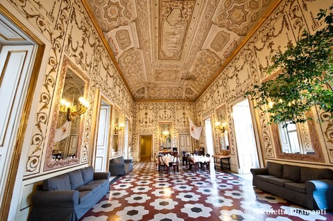 데쿠마니 호텔 드 샤름