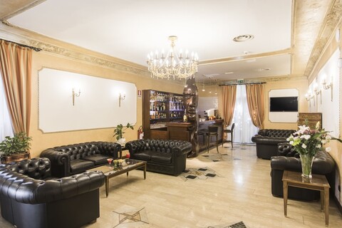 호텔 빌라 로사