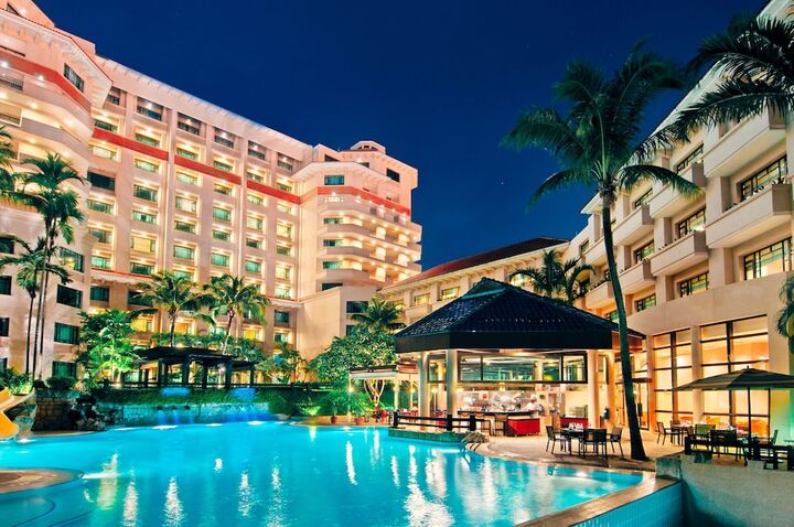 파라독스 싱가포르 머천트 코트 앳 클락키