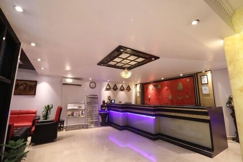 호텔 수르야 인터내셔널