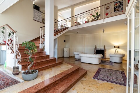 스칼리제로룸스