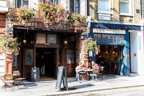 폭스 앤드 앵커