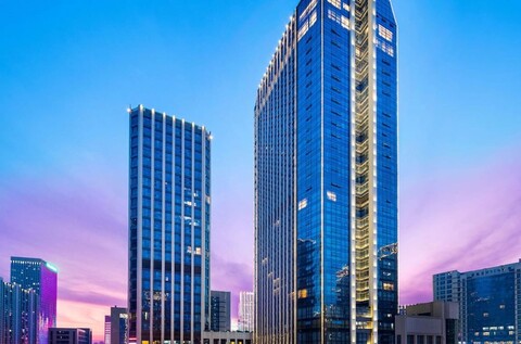 푸방 리자 인터내셔널 호텔