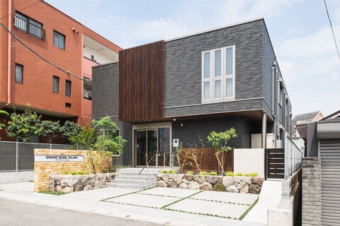 그랜드 베이스 이올라니