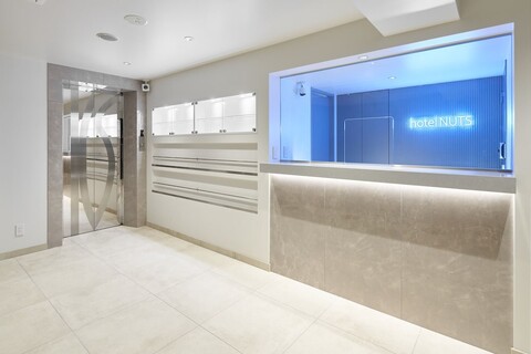 시티 호텔 N.U.T.S.