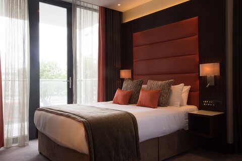 세인트 조지 호텔 웸블리