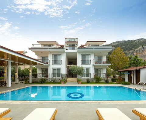 케렘 아파트 호텔 괴제크