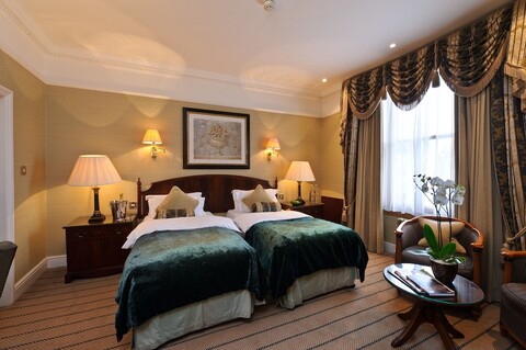 콜로네이드 호텔 런던