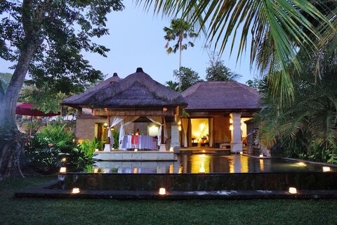 아르마 뮤지엄 & 리조트