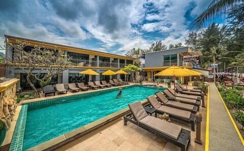 카말라에 위치한 해변가 아파트