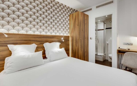 호텔 칼라데즈 캉브론