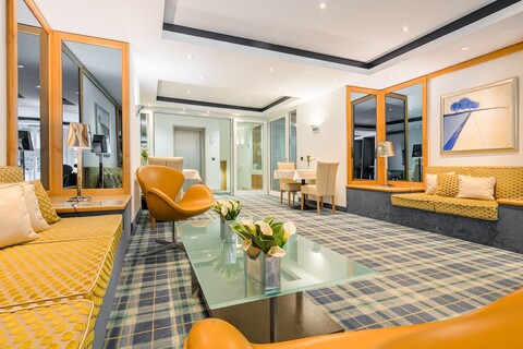 암 녹헤르베르그 호텔