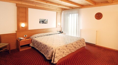 호텔 라 몬타니나